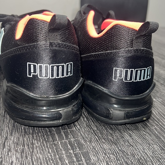 Puma sneakers - Picture 2 of 4